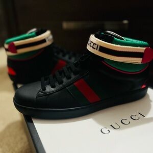 Gucci Black Sneakers with Red and Green Stripes